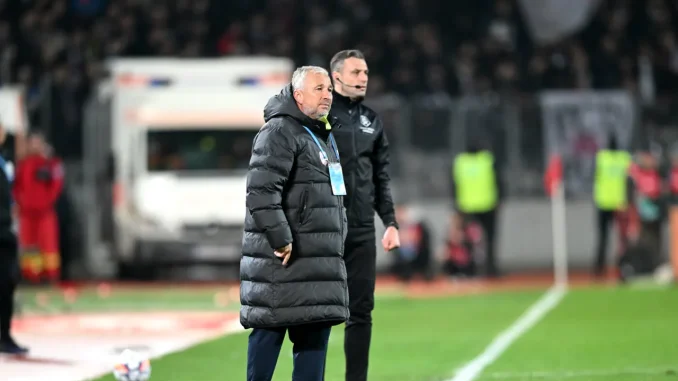 Dan-Petrescu-descatusat-dupa-ce-CFR-Cluj-a-eliminat-o-pe-Universitatea-Craiova-din-Cupa-Romaniei-1400x933