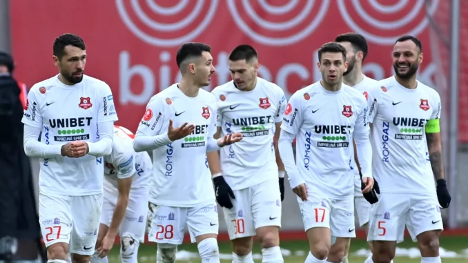 Fotbalistul-care-a-refuzat-o-pe-FCSB-poate-semna-cu-rivala-Dinamo.-Acum-joaca-in-Serbia-1400x1054