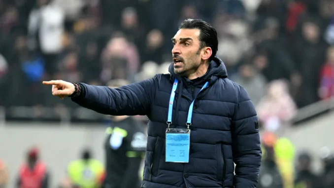 Grecii-anunta-ca-fortele-Olympiacos-AEK-PAOK-si-Panathinaikos-vor-sa-l-oferteze-pe-Elias-Charalambous.-Cum-poate-ramane-Gigi-Becali-fara-omul-cheie-de-la-FCSB-scaled-e1744320435977-1400x742