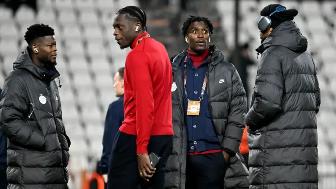 Presa-din-Benin-a-aflat-prin-ce-trece-un-fotbalist-de-la-FCSB-uitat-in-lot-de-Gigi-Becali-Traieste-un-calvar-scaled-e1744278995427-1400x768