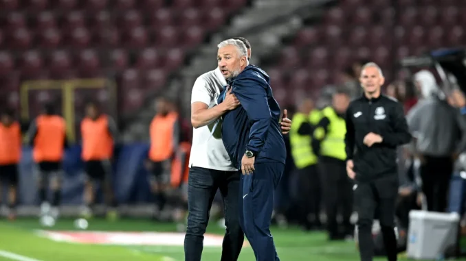 Dan-Petrescu-i-a-cerut-5-transferuri-lui-Nelu-Varga-pentru-a-se-lupta-la-titlu-cu-FCSB-in-sezonul-viitor-„Sa-i-pastram-pe-cei-mai-buni-cum-face-alta-echipa-1400x933