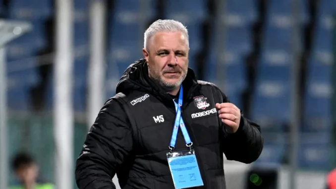 Marius-Sumudica-da-vina-pe-fotbalistii-Rapidului-pentru-sezonul-ratat-Mutu-e-slab-Bergodi-e-slab-Lennon-e-slab.-Acum-si-Sumudica-e-slab-1400x778