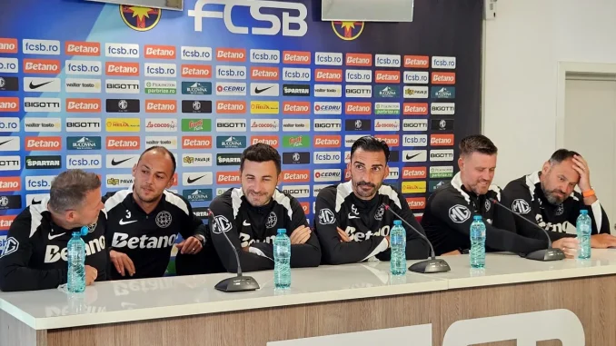 Moment-inedit-la-ultima-conferinta-de-presa-din-acest-sezon-a-campioanei-FCSB-Ce-au-facut-Elias-Charalambous-Pintilii-si-colaboratorii-lor-1400x1050