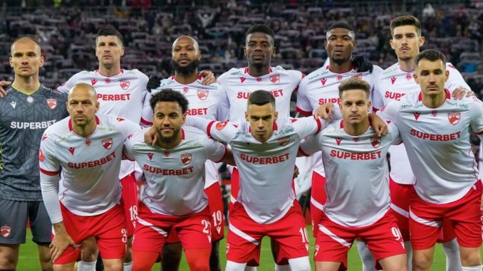 Zeljko-Kopic-face-scut-in-jurul-lui-Alex-Pop.-Antrenorul-lui-Dinamo-regreta-plecarea-lui-Astrit-Selmani
