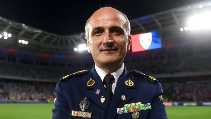 Lui-Talpan-ii-recomand-multa-lamaie.-Atac-fara-drept-de-apel-in-razboiul-FCSB-–-CSA-pentru-Steaua