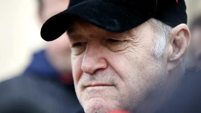 https___www.prosport.ro_wp-content_uploads_2025_06_Gigi-Becali-contesta-transferul-lui-Matei-de-la-Steaua-la-Craiova-1400x934