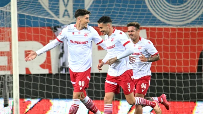 https___www.prosport.ro_wp-content_uploads_2025_07_Dinamo-are-un-nou-sponsor-„Ma-bucur-ca-am-inceput-sa-contam-pentru-antreprenorii-din-Romania-scaled-e1752434946717-1400x831