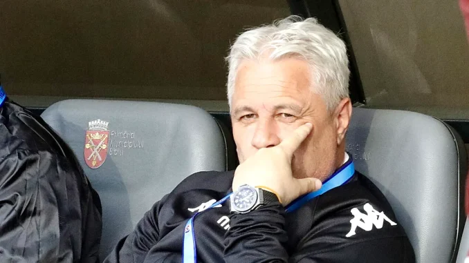 https___www.prosport.ro_wp-content_uploads_2025_07_„FCSB-mi-a-lasat-un-gust-amar.-Cretu-e-prizonier.-Marius-Sumudica-reactie-controversata-despre-situatia-internationalului-roman-1400x758