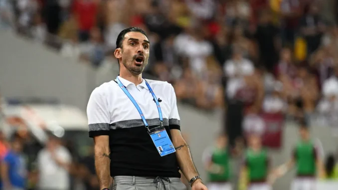 Charalambous-nu-l-a-iertat-pe-Denis-Alibec.-Ce-s-a-intamplat-pe-teren-dupa-CFR-–-FCSB-2-2-1400x1050