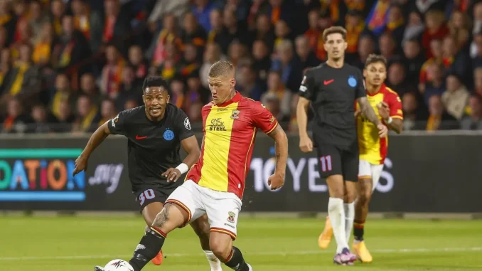 FCSB-a-declansat-haosul-la-Go-Ahead-Eagles-Liderul-din-vestiar-si-a-nimicit-toti-coechipierii-„Doar-eu-joc-cu-pasiune-1400x933