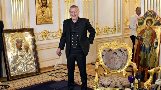 FOTBAL:PREZENTARE BOGDAN ANDONE LA FCSB (5.06.2019)