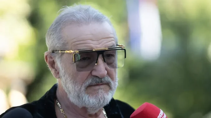 _Gigi-Becali-inspiratie-maxima-A-bagat-doi-fotbalisti-la-pauza-unul-a-marcat-aproape-imediat