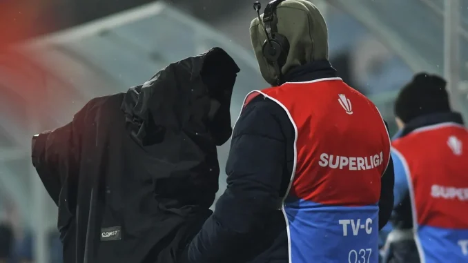 Lovitura-media-PRO-TV-prin-Voyo-ar-putea-transmite-meciurile-din-Superliga-Romaniei